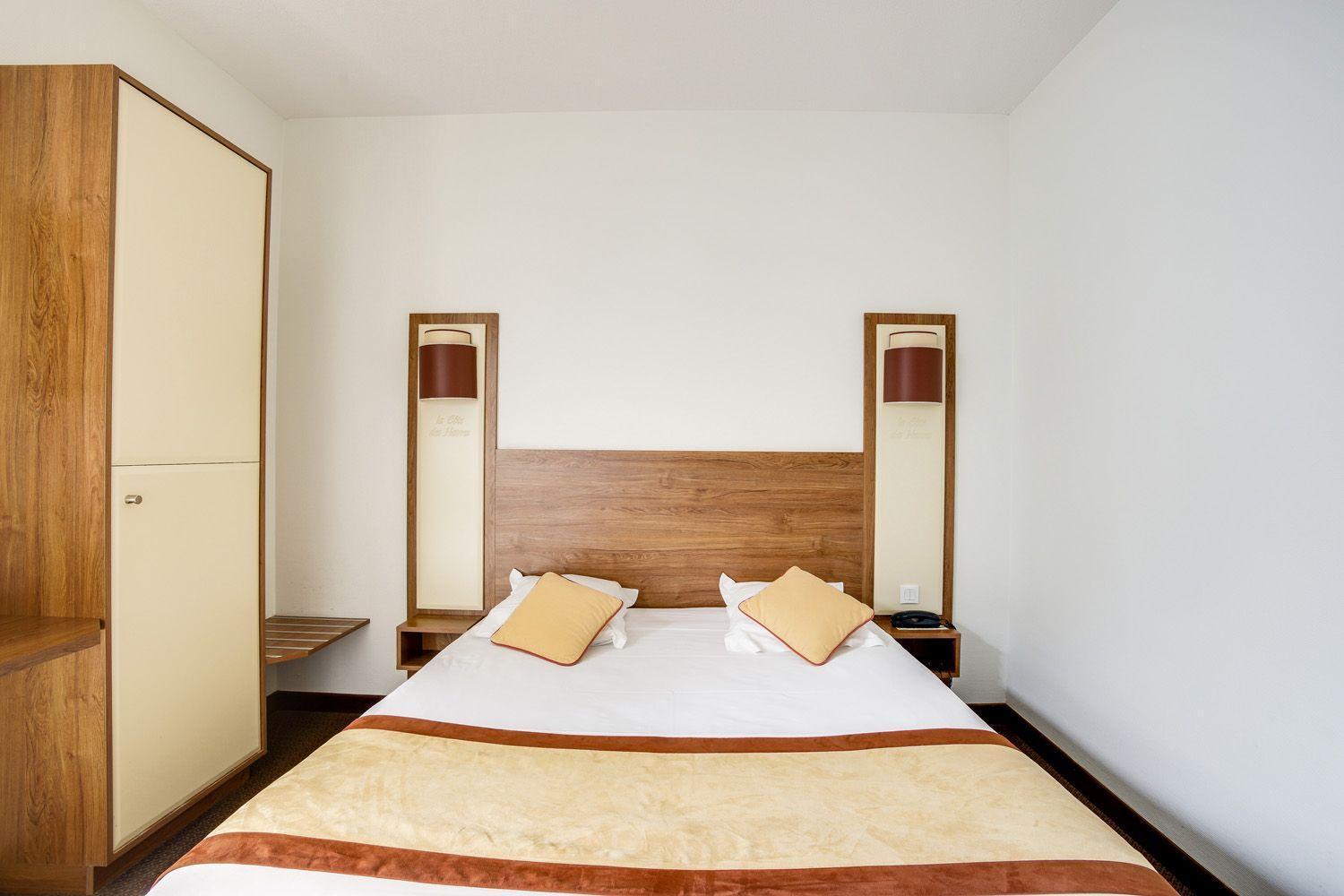 Brit Hotel De La Cote Des Havres Lessay Ngoại thất bức ảnh